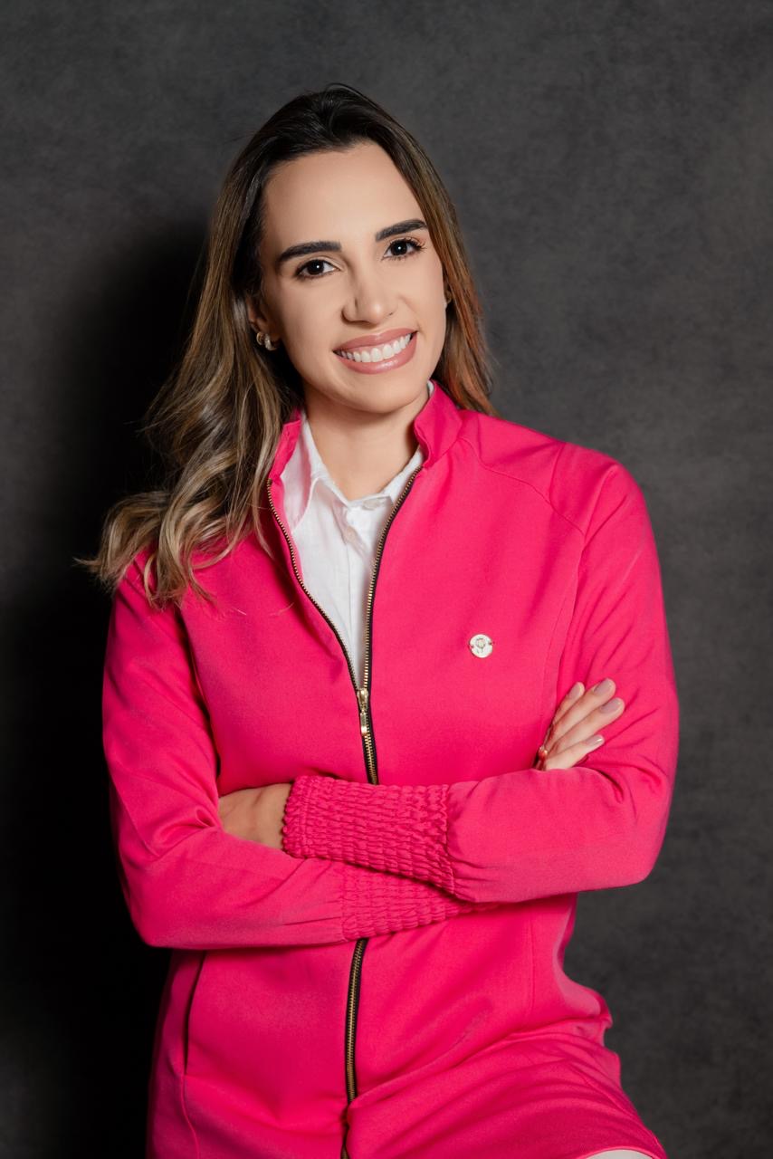 Dra. Gabriela Tôrres Linhares